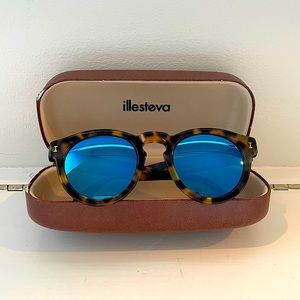 Illesteva Leonard Sunglasses - Tortoise / Blue Mirror